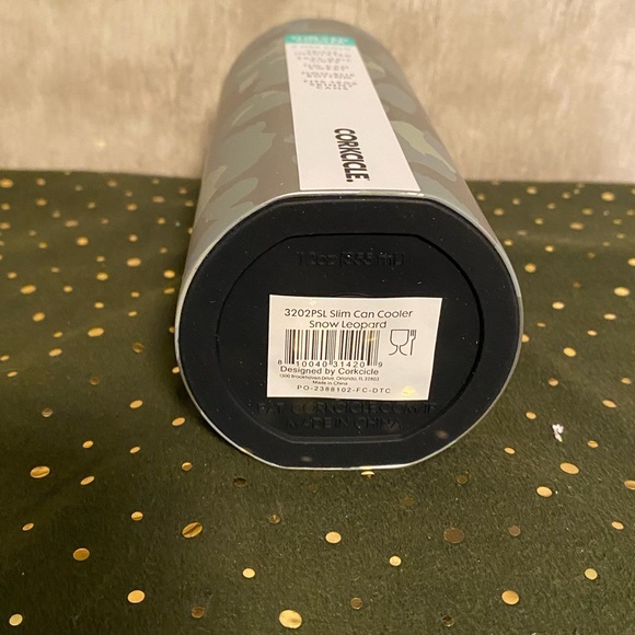 NWT Corkcicle Slim Can Cooler Snow Leopard - Picture 5 of 5